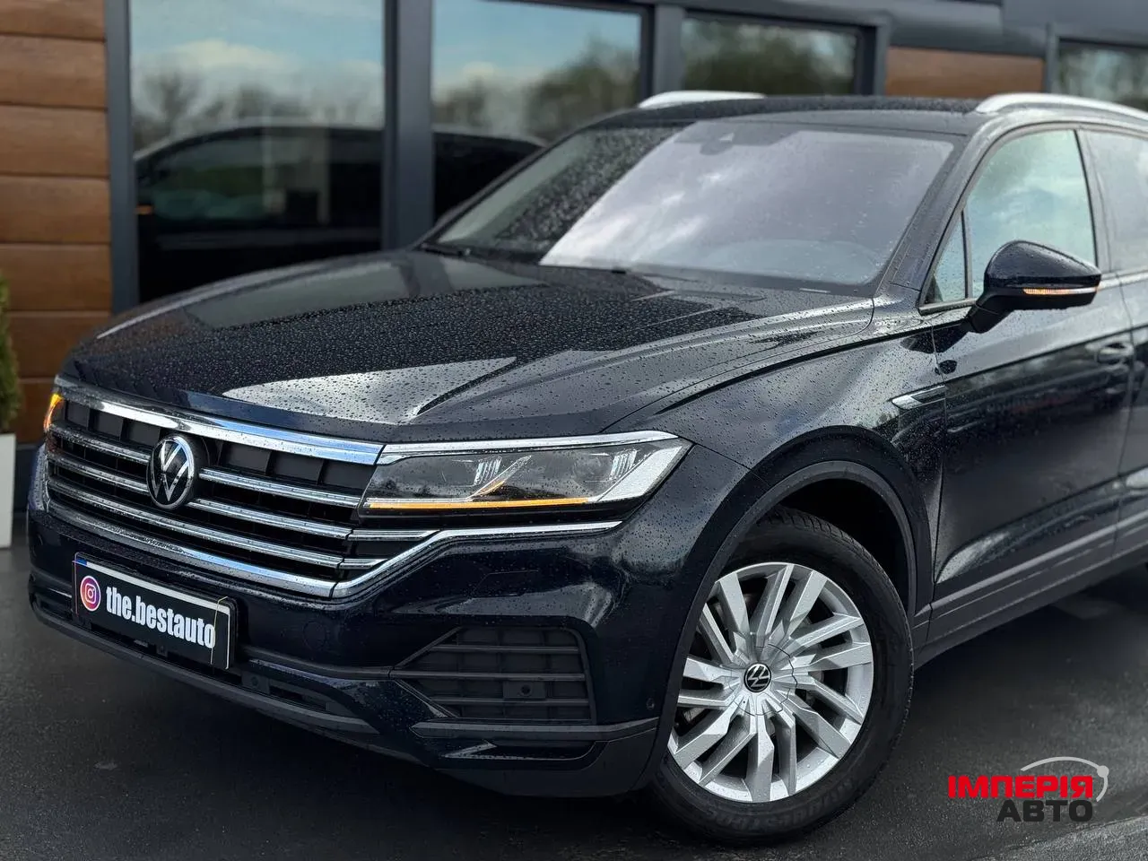 Volkswagen Touareg - фото 3