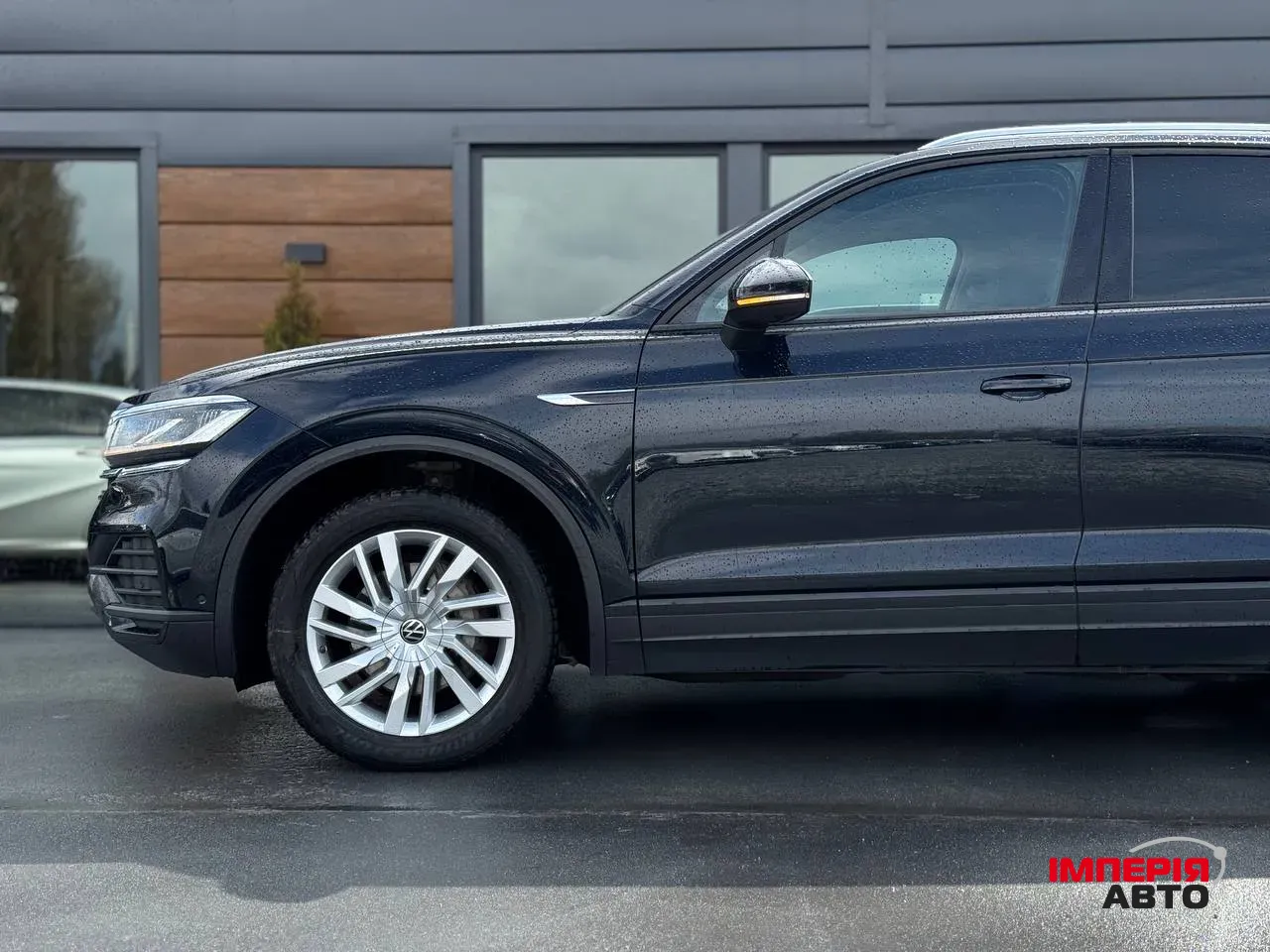 Volkswagen Touareg - фото 19
