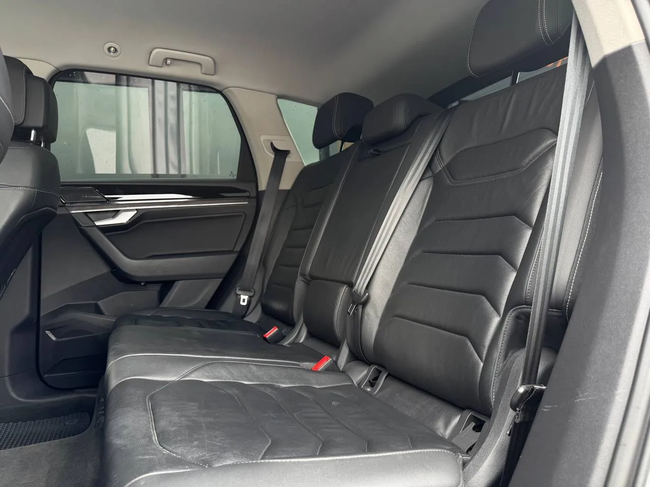 Volkswagen Touareg - фото 52