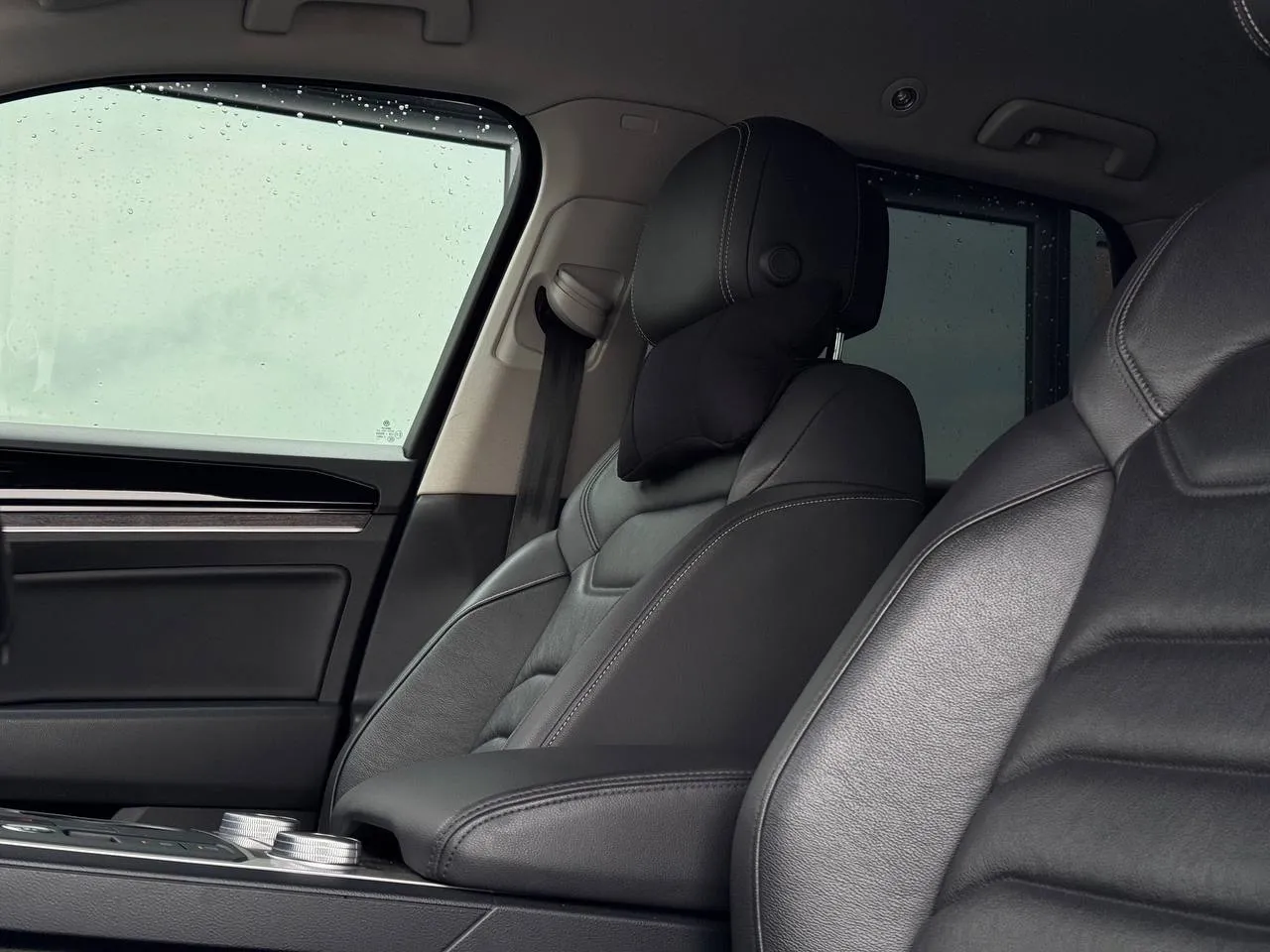 Volkswagen Touareg - фото 29