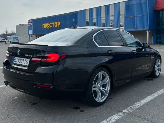 BMW 5 серії - фото 4