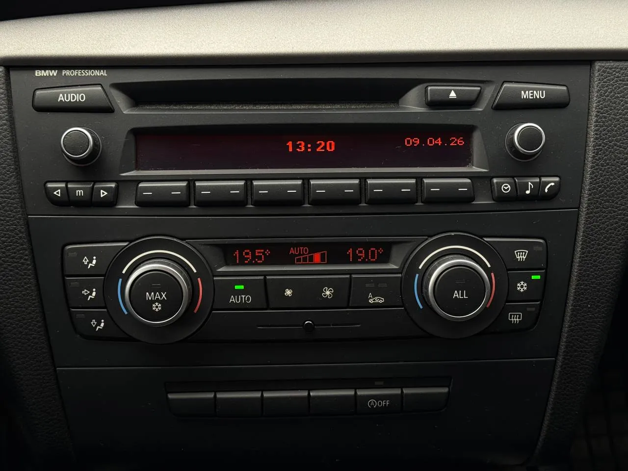 BMW 1 серії - фото 37