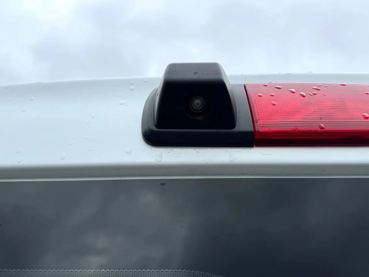 Renault Trafic - фото 16