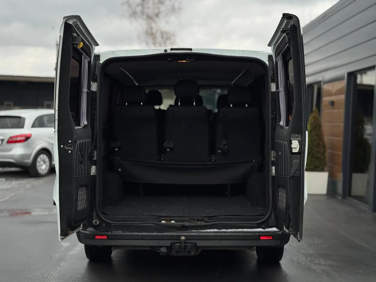 Renault Trafic - фото 17