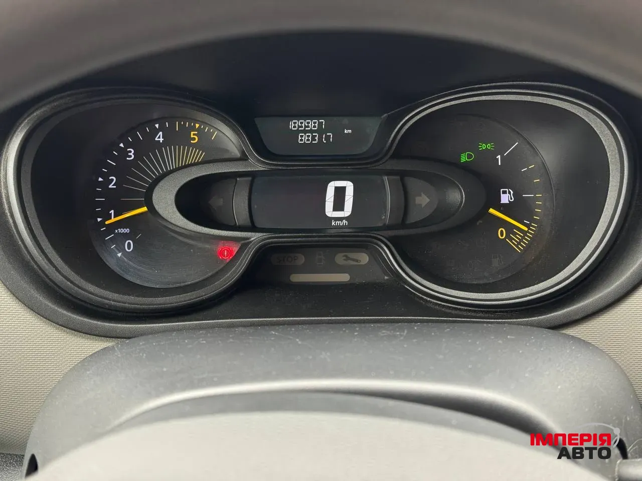 Renault Trafic - фото 40
