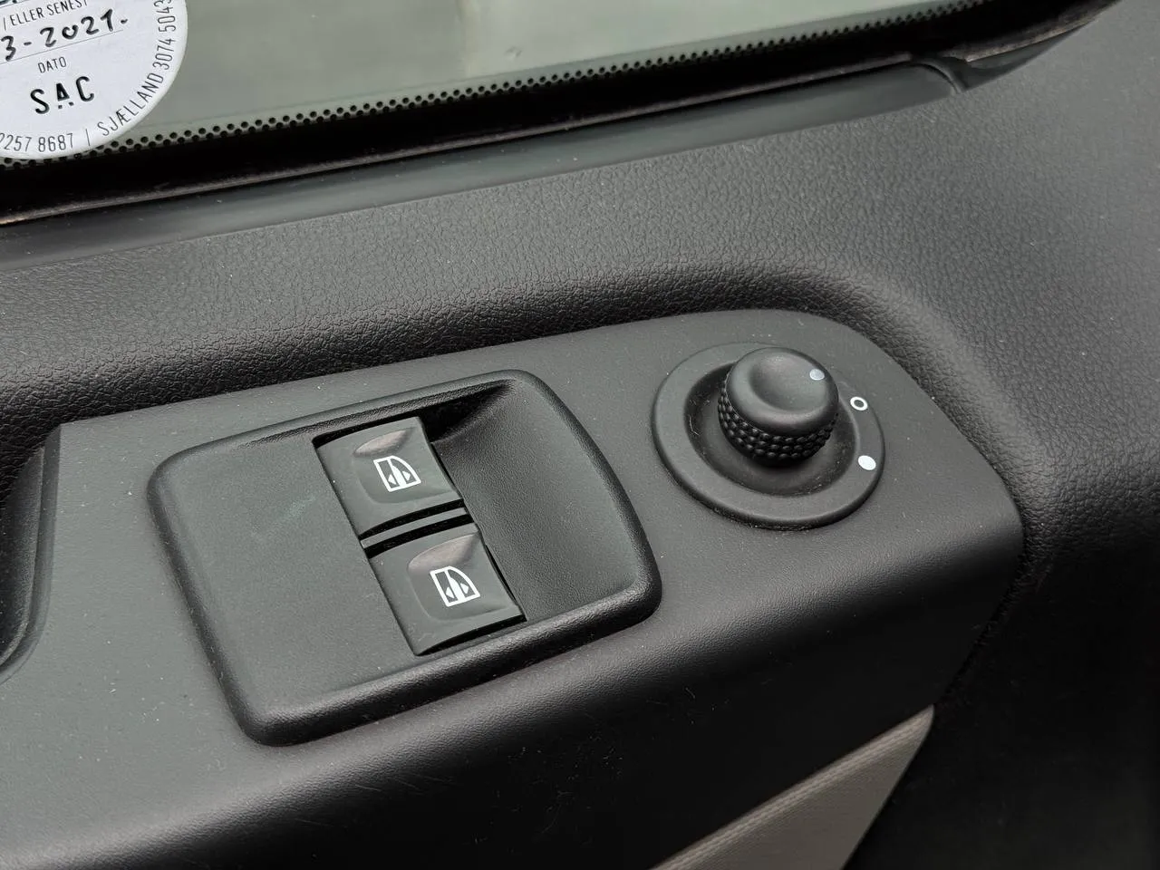 Renault Trafic - фото 25