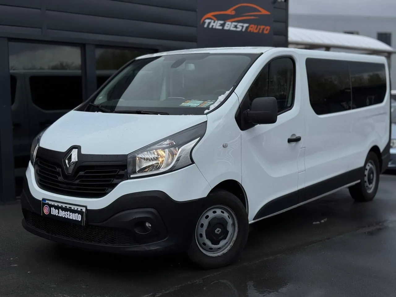 Renault Trafic - фото 1