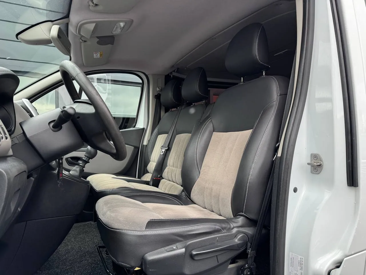 Renault Trafic - фото 29