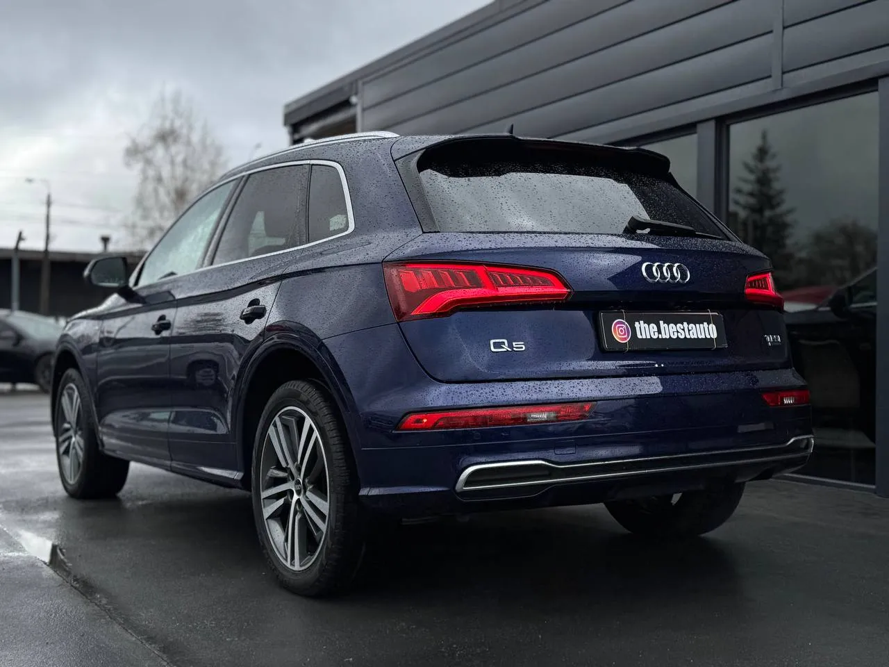Audi Q5 - фото 24
