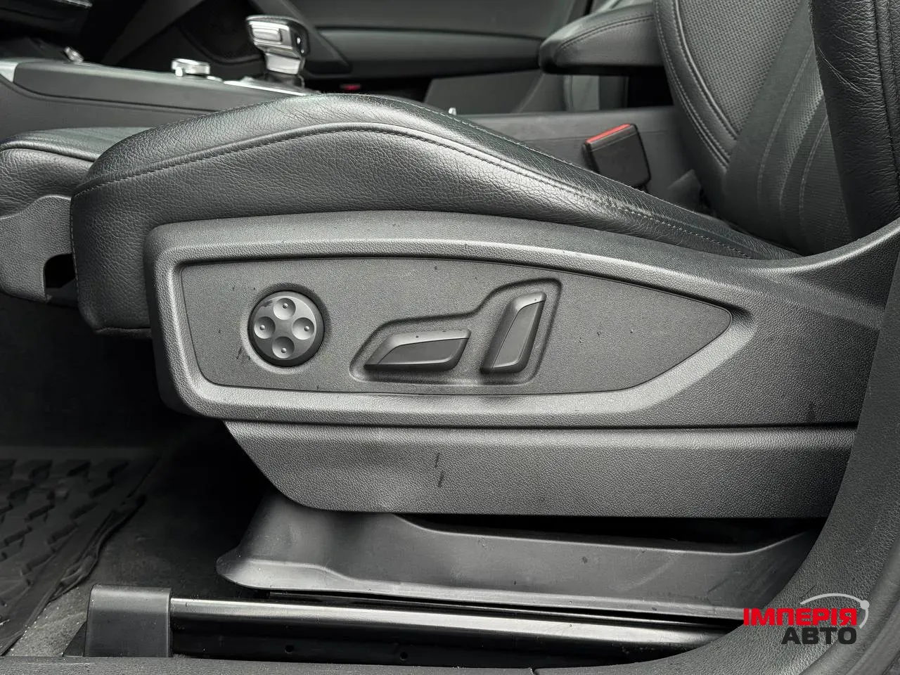 Audi Q5 - фото 39