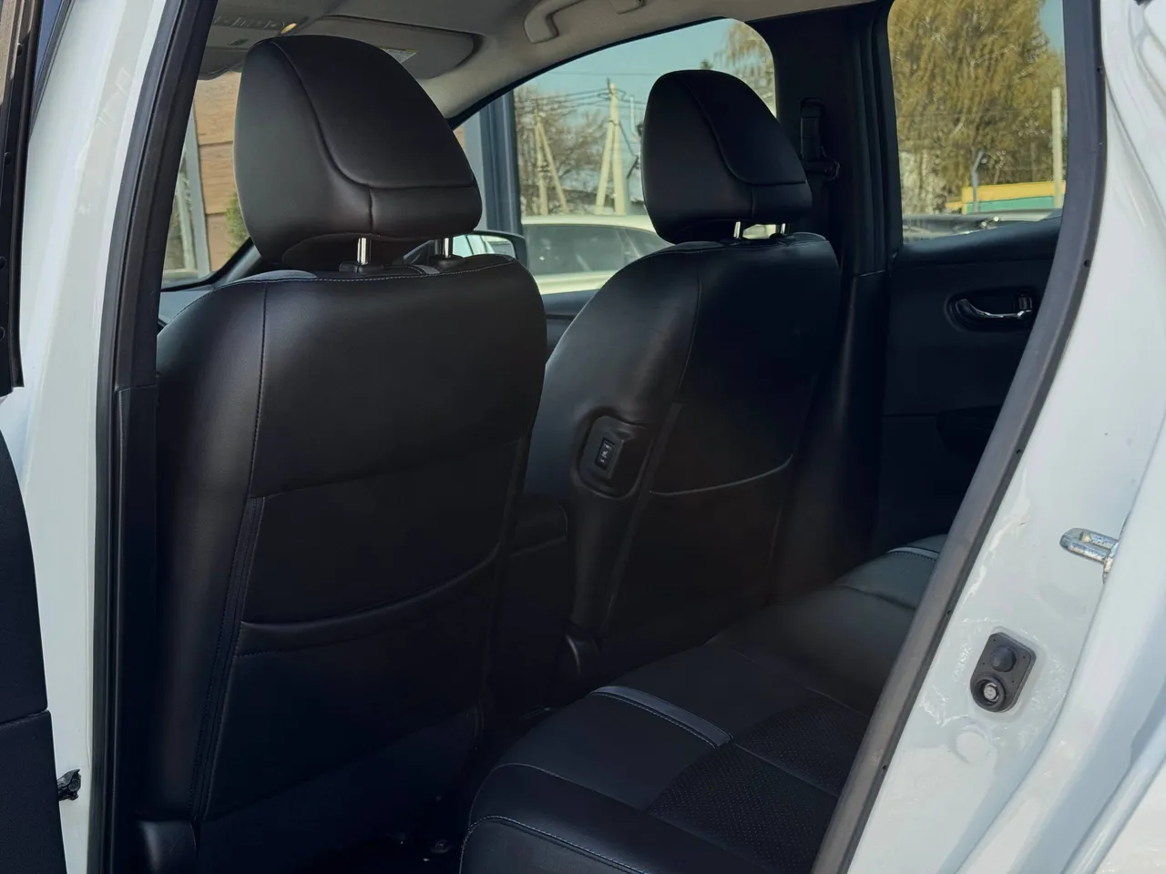 Nissan Leaf - фото 51