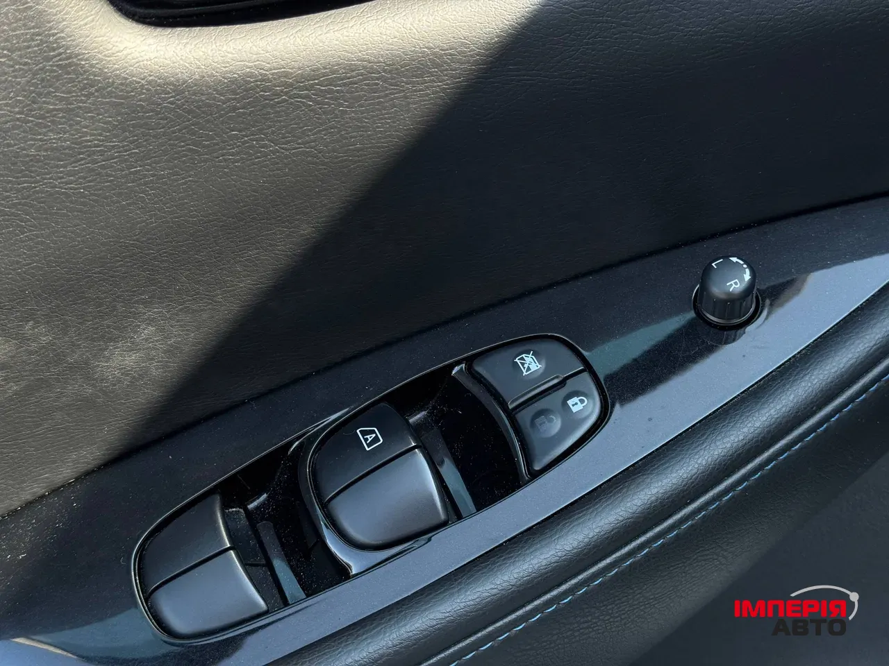 Nissan Leaf - фото 27