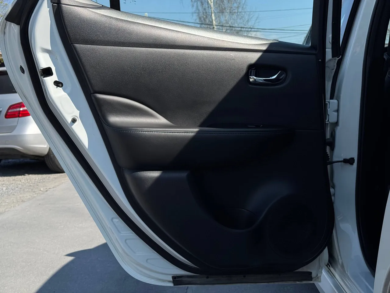 Nissan Leaf - фото 48