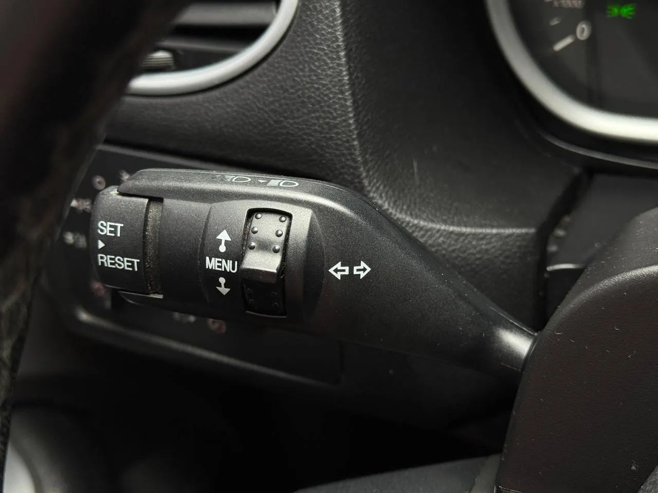 Ford Focus - фото 25