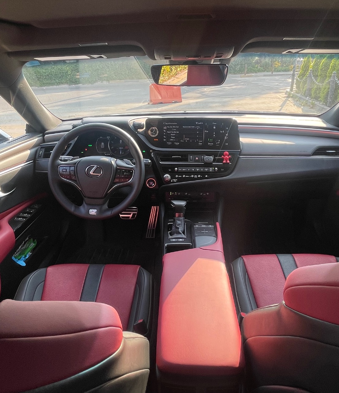 Lexus ES - фото 22