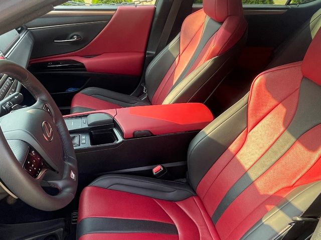 Lexus ES - фото 5