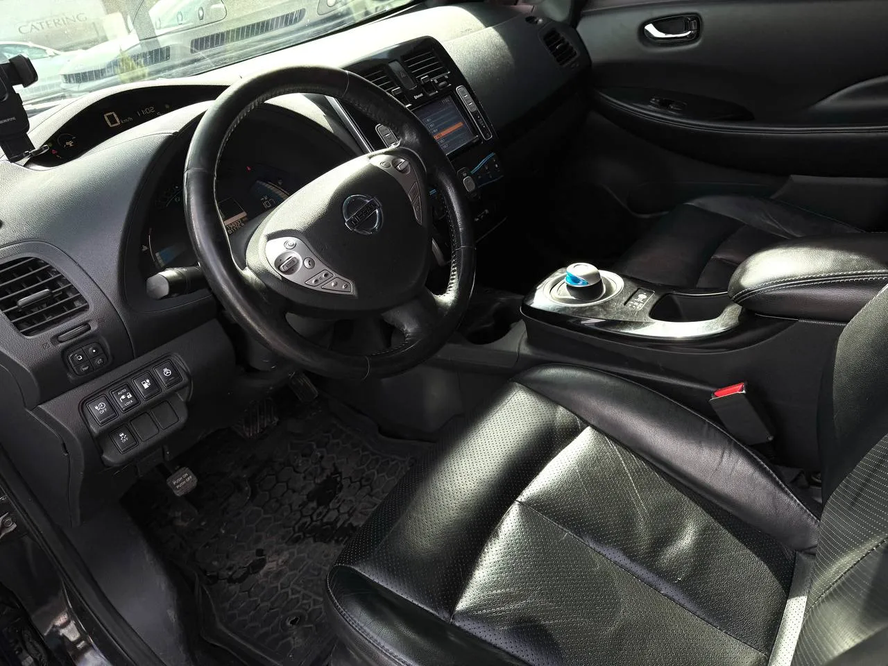 Nissan Leaf - фото 24