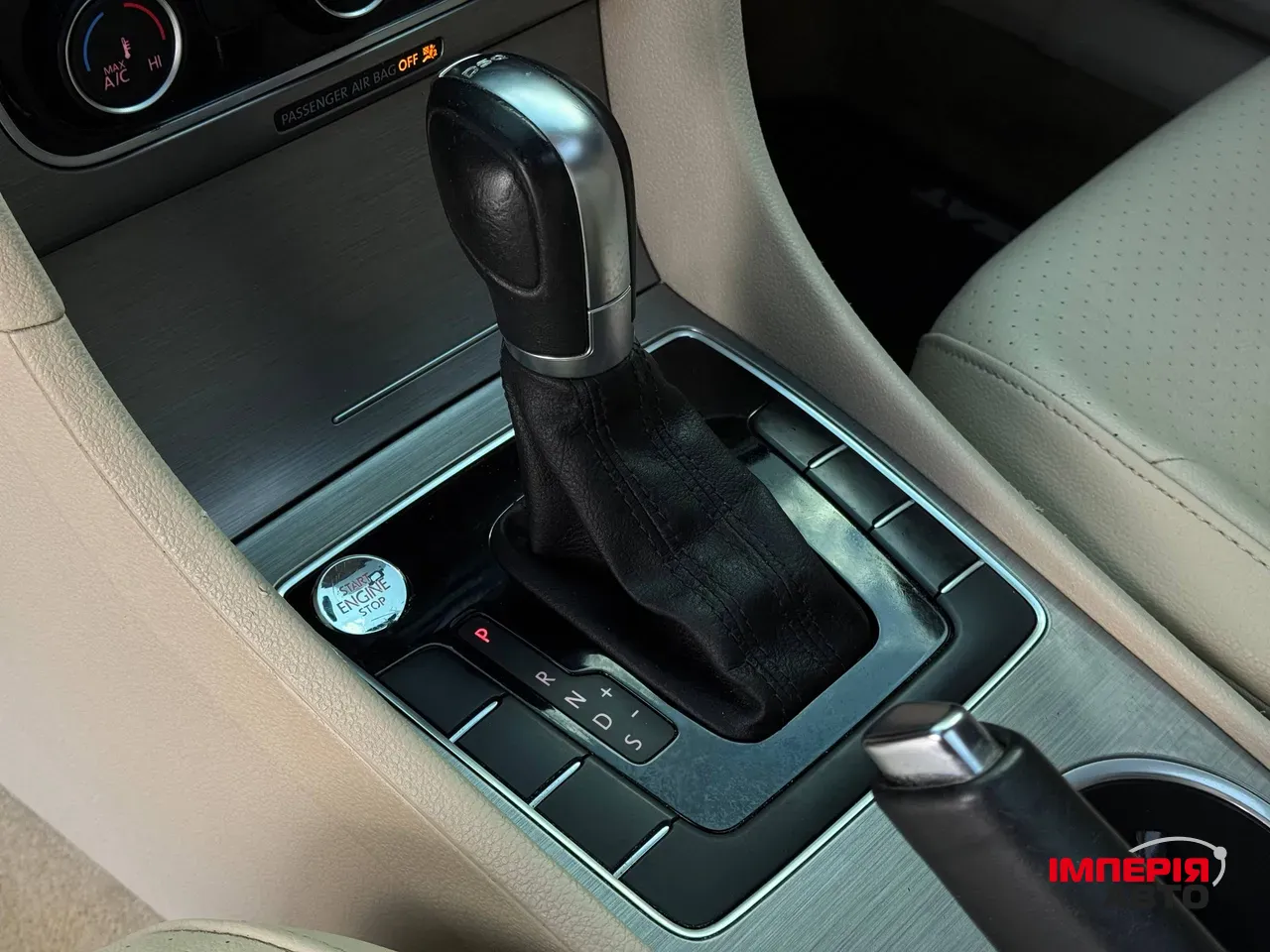 Volkswagen Passat - фото 32