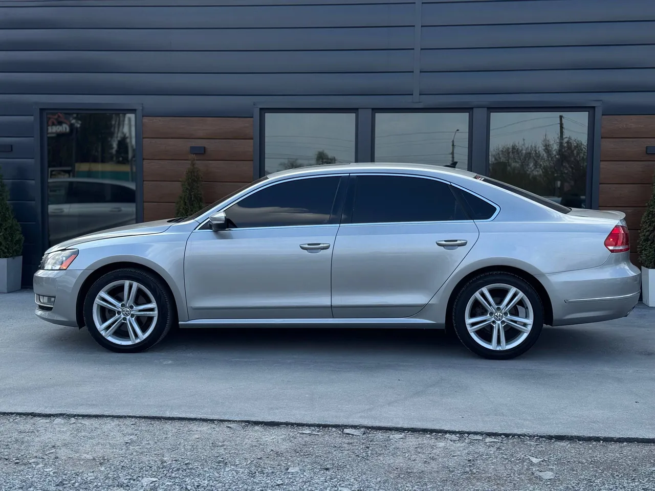 Volkswagen Passat - фото 13