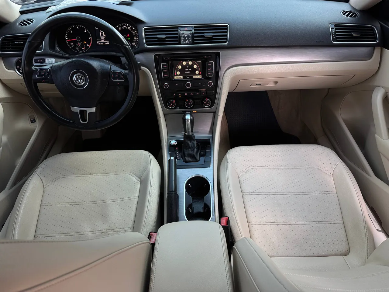 Volkswagen Passat - фото 67