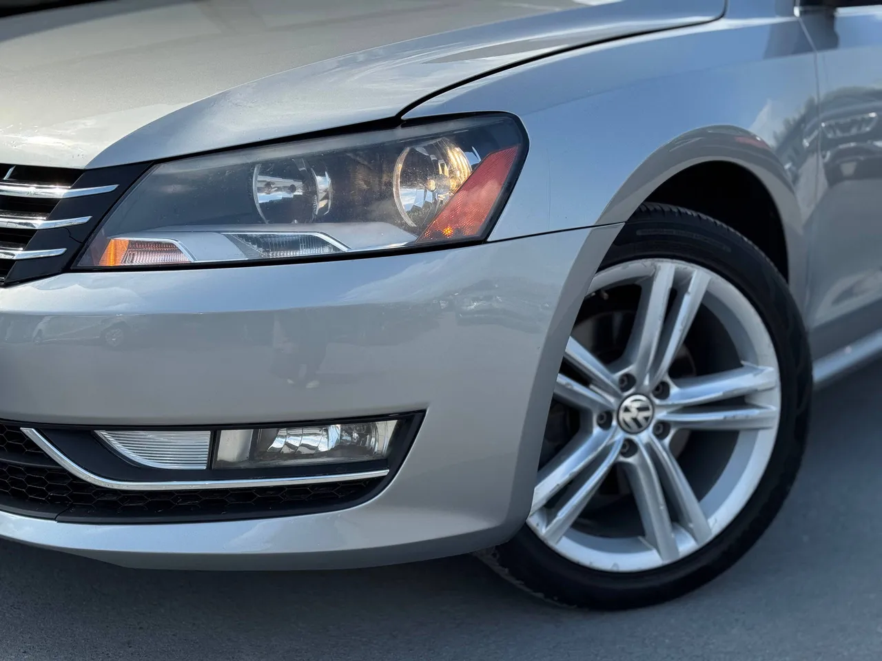 Volkswagen Passat - фото 6