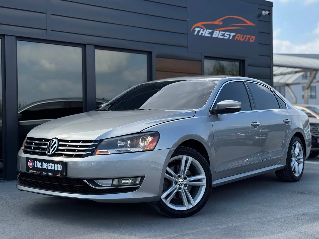 Volkswagen Passat - фото 2