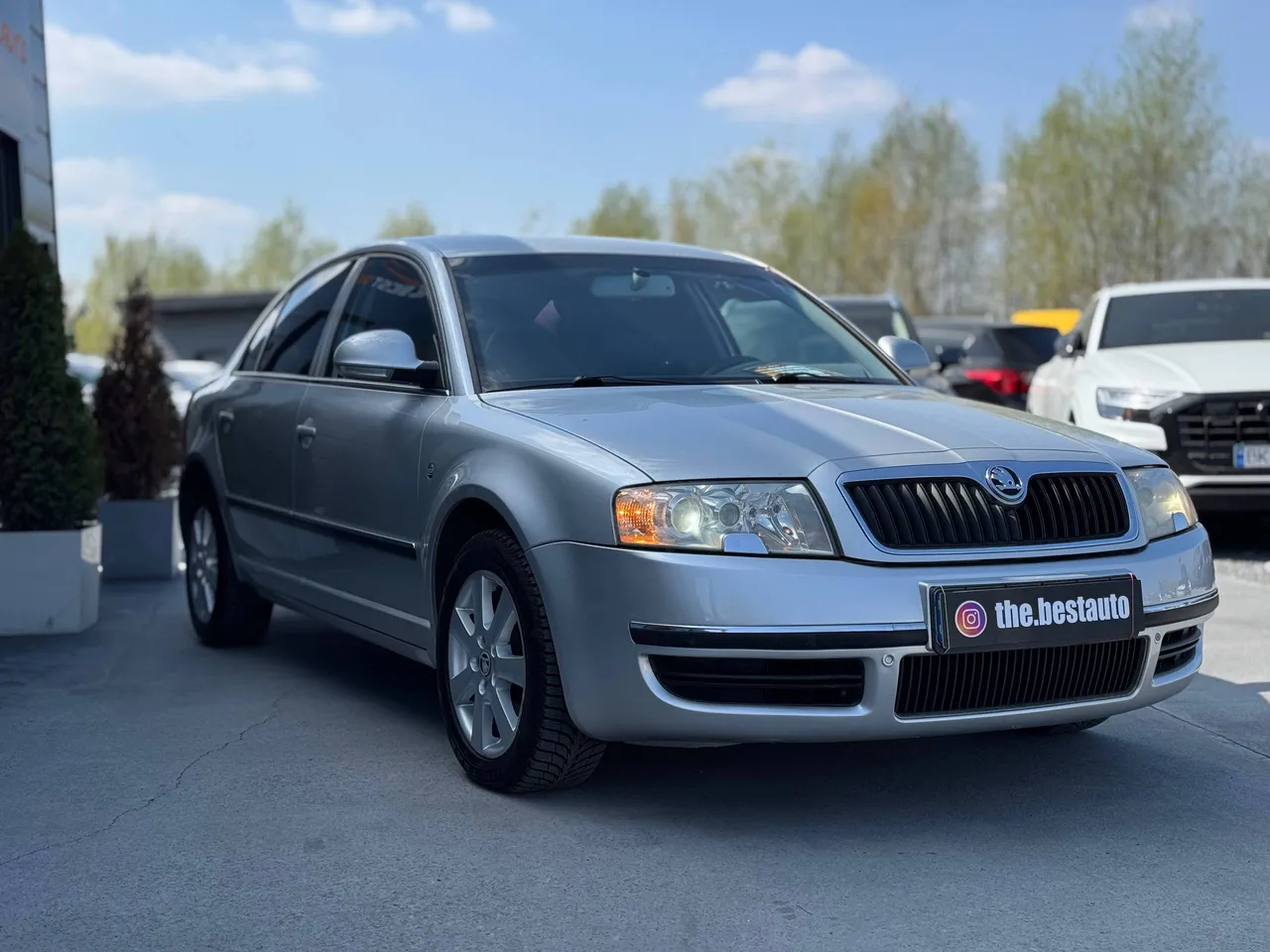 Skoda Superb - фото 6