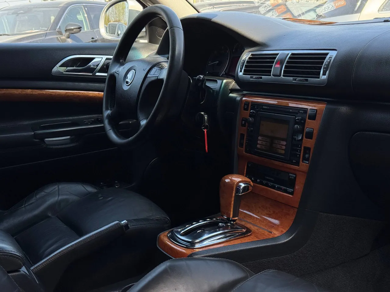 Skoda Superb - фото 67