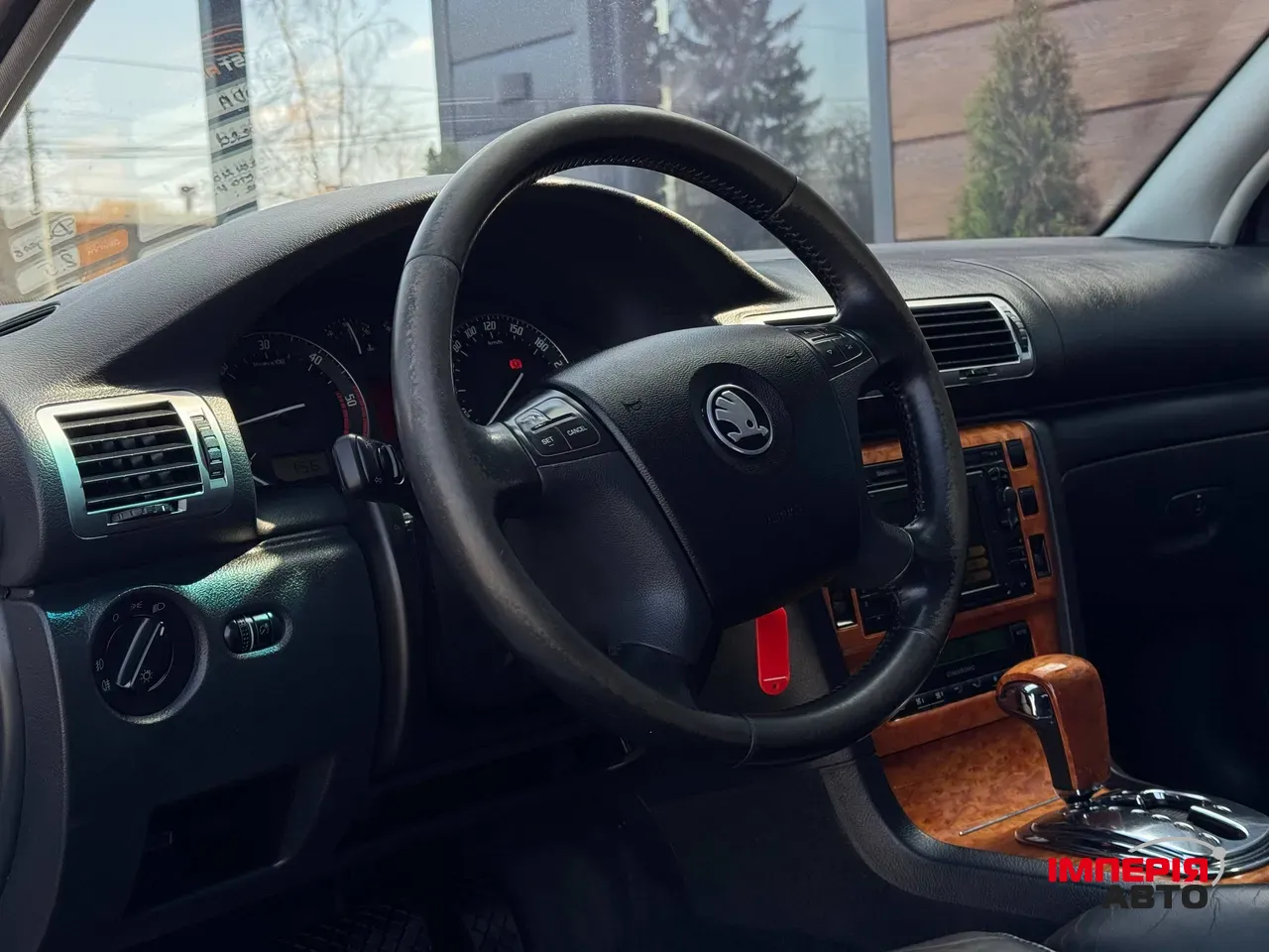 Skoda Superb - фото 31