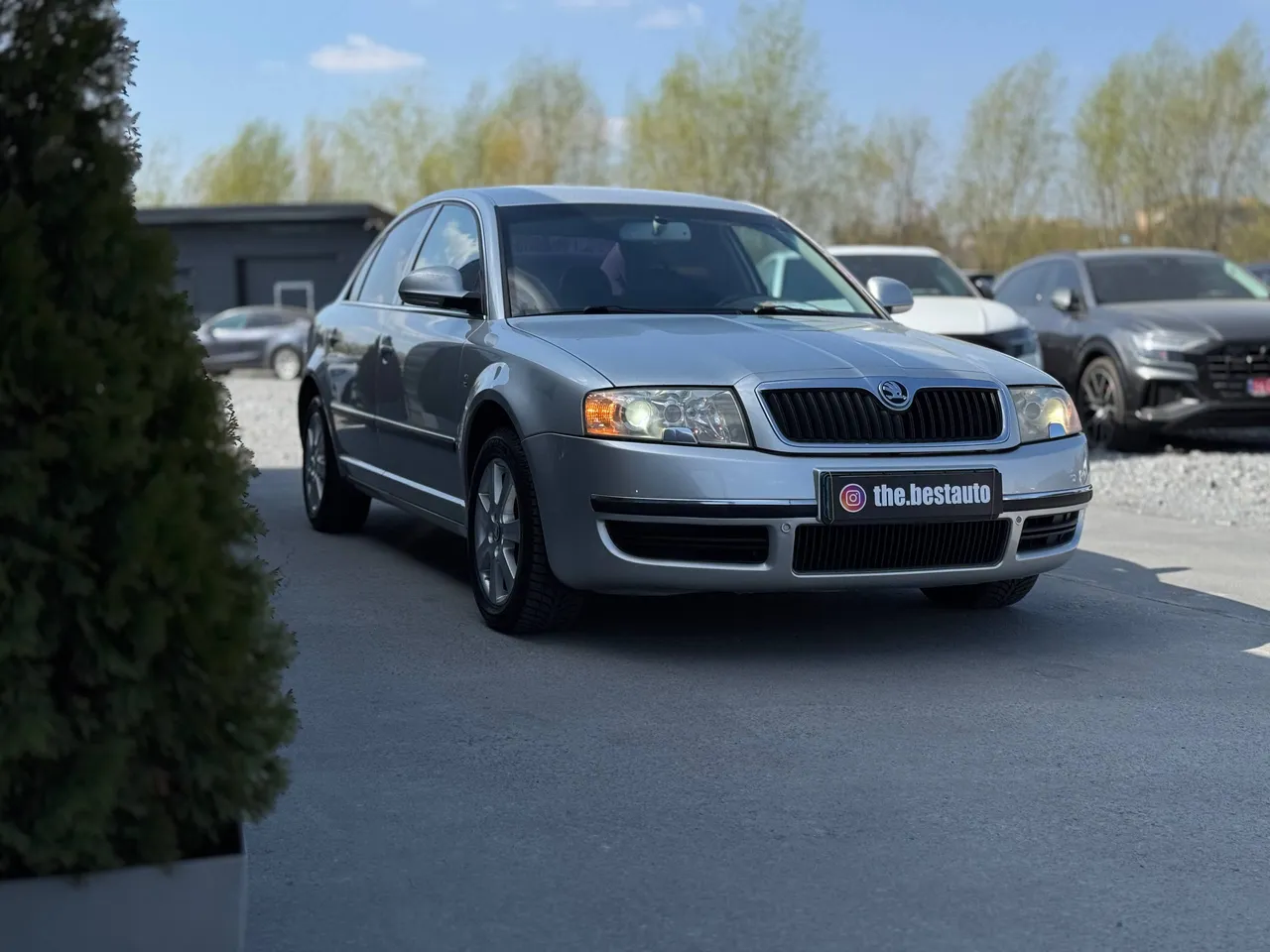 Skoda Superb - фото 10