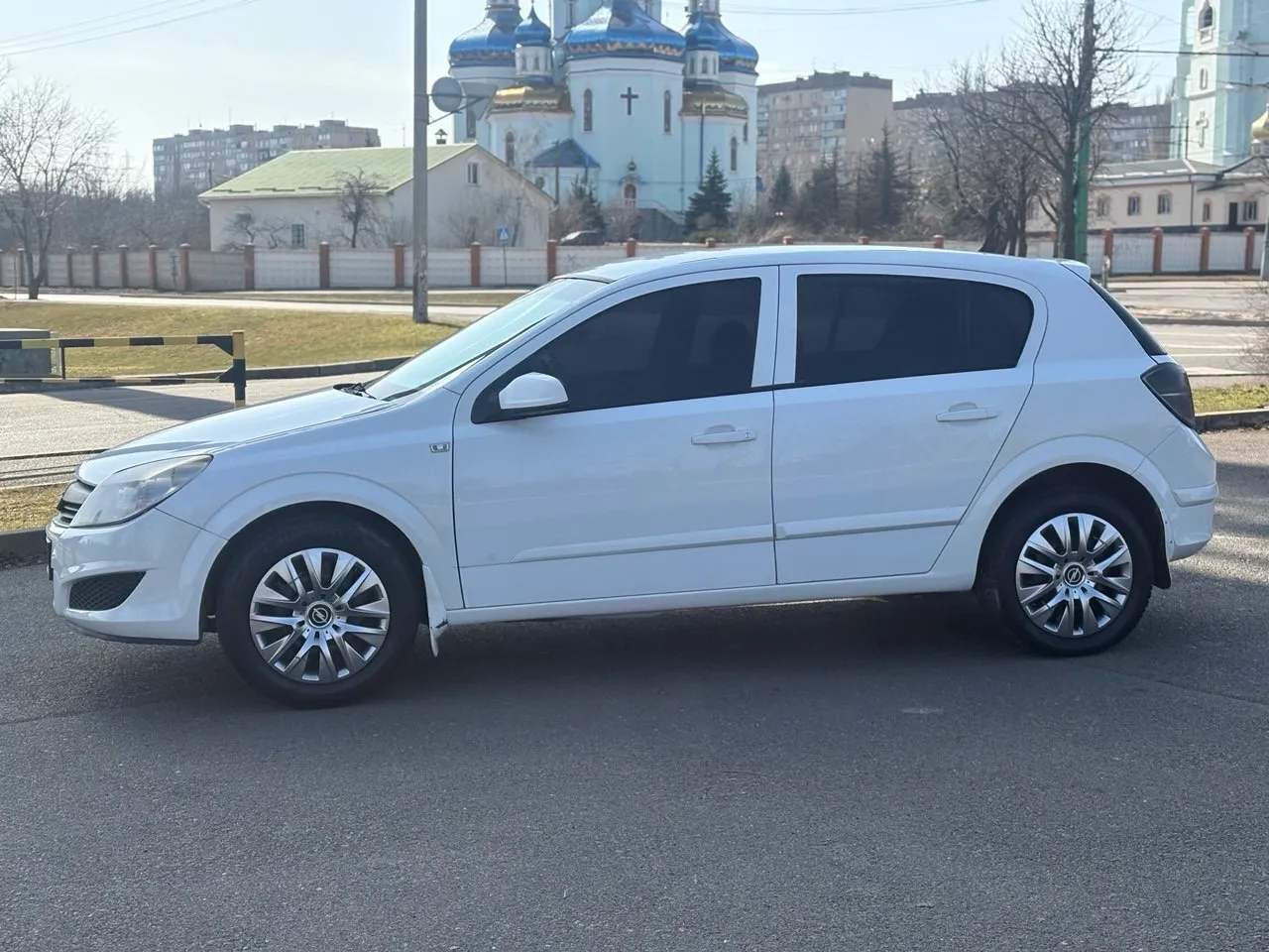 Opel Astra - фото 2