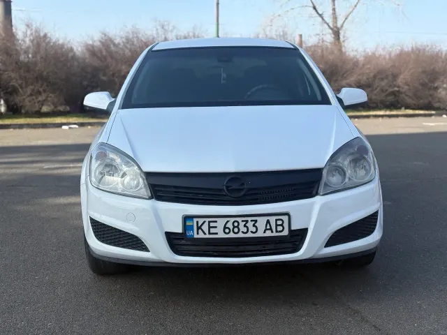 Opel Astra - фото 3
