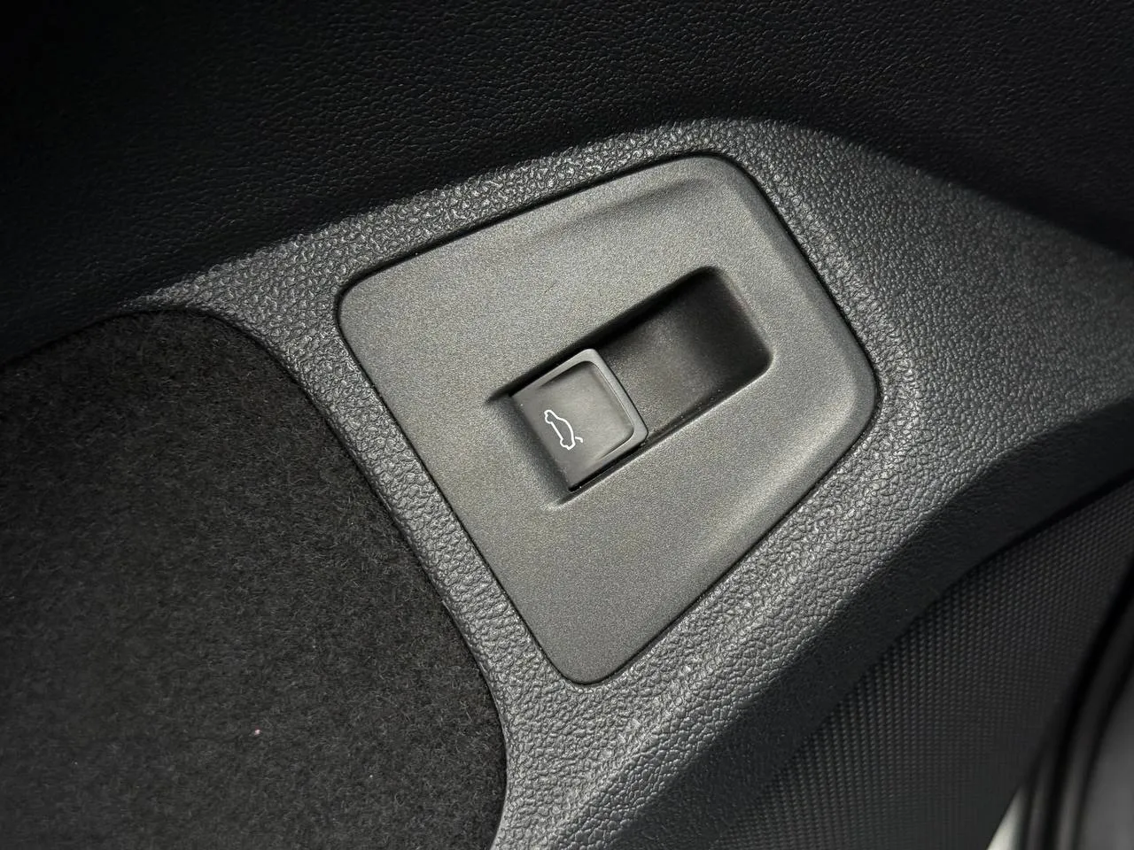 Volkswagen Tiguan - фото 22