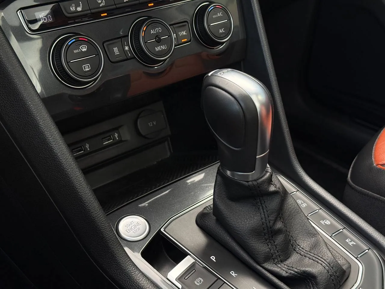 Volkswagen Tiguan - фото 37