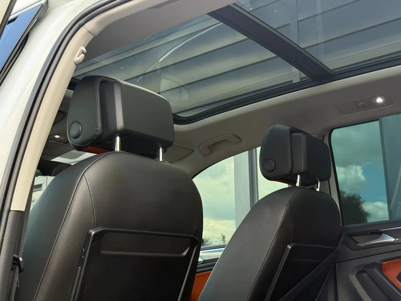 Volkswagen Tiguan - фото 52