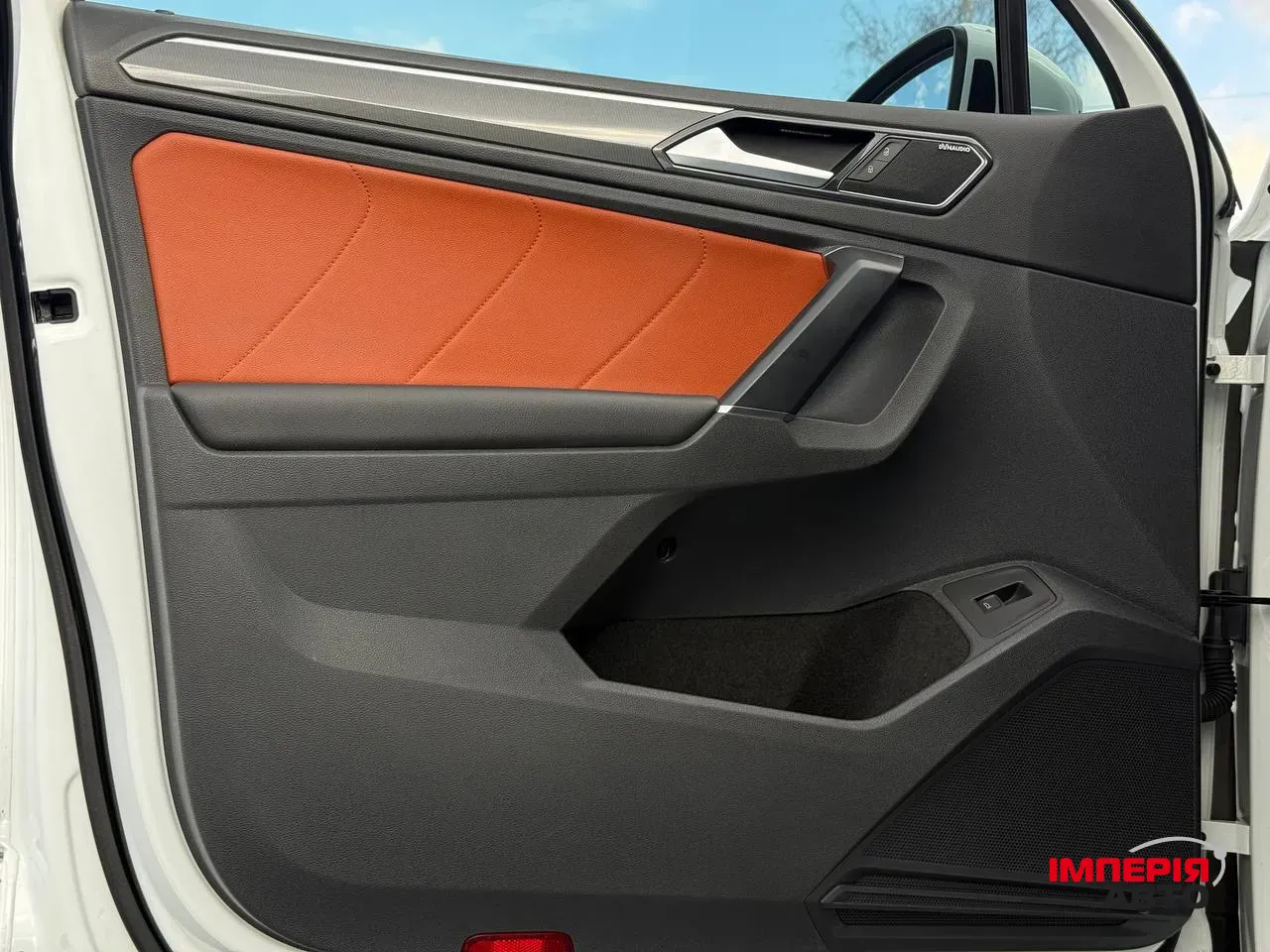 Volkswagen Tiguan - фото 45