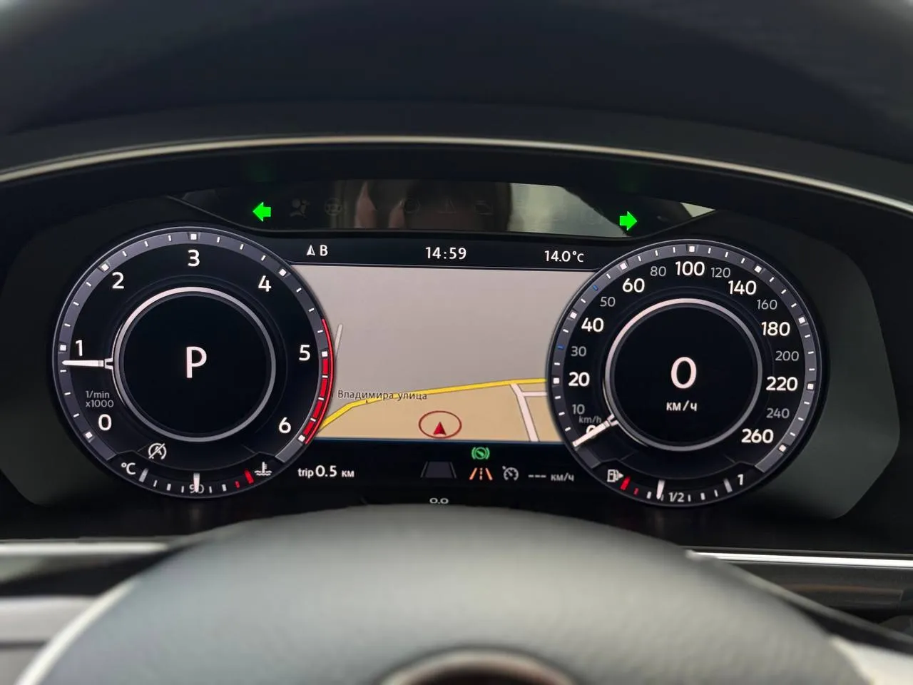 Volkswagen Tiguan - фото 34