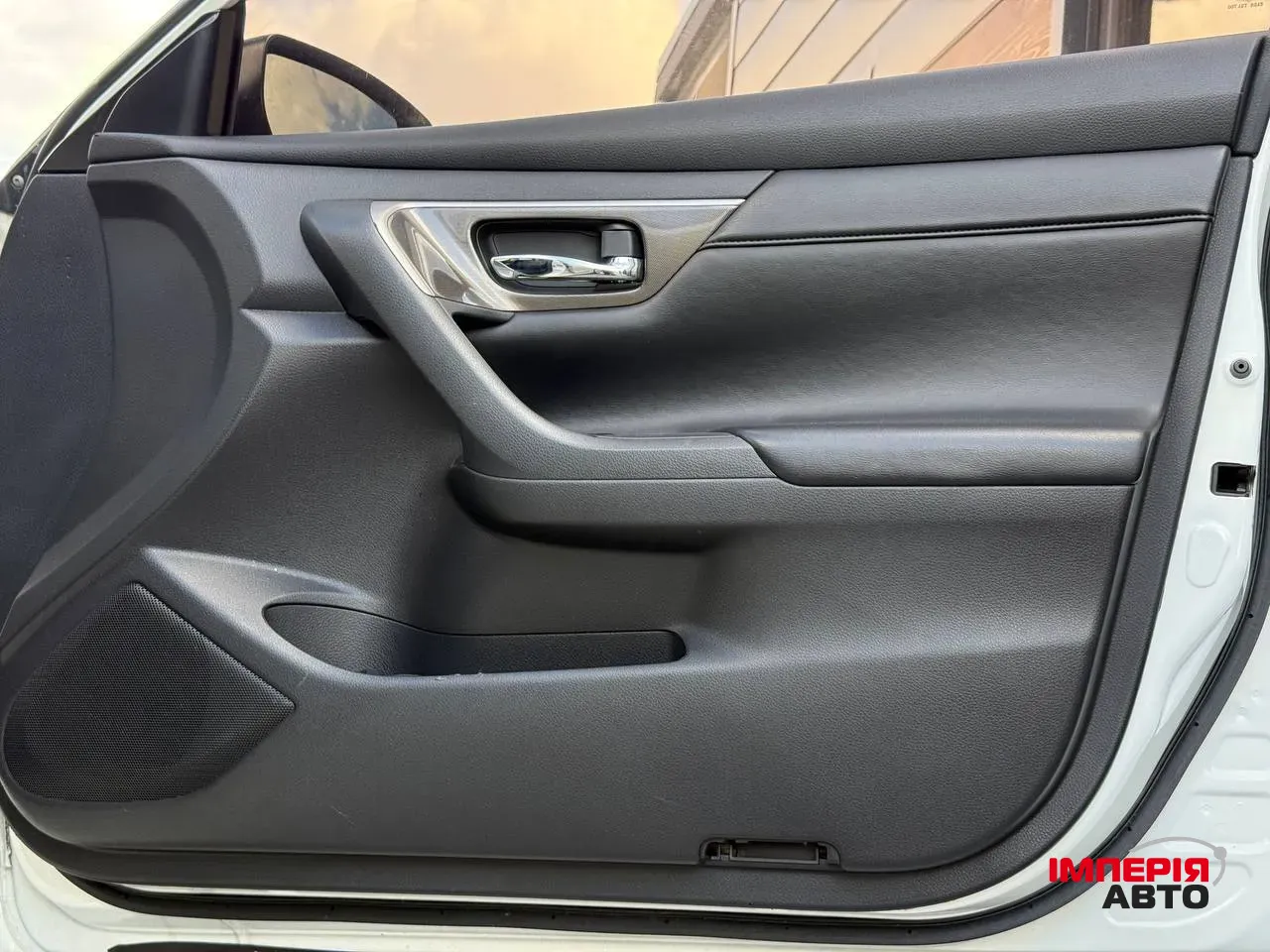 Nissan Altima - фото 48