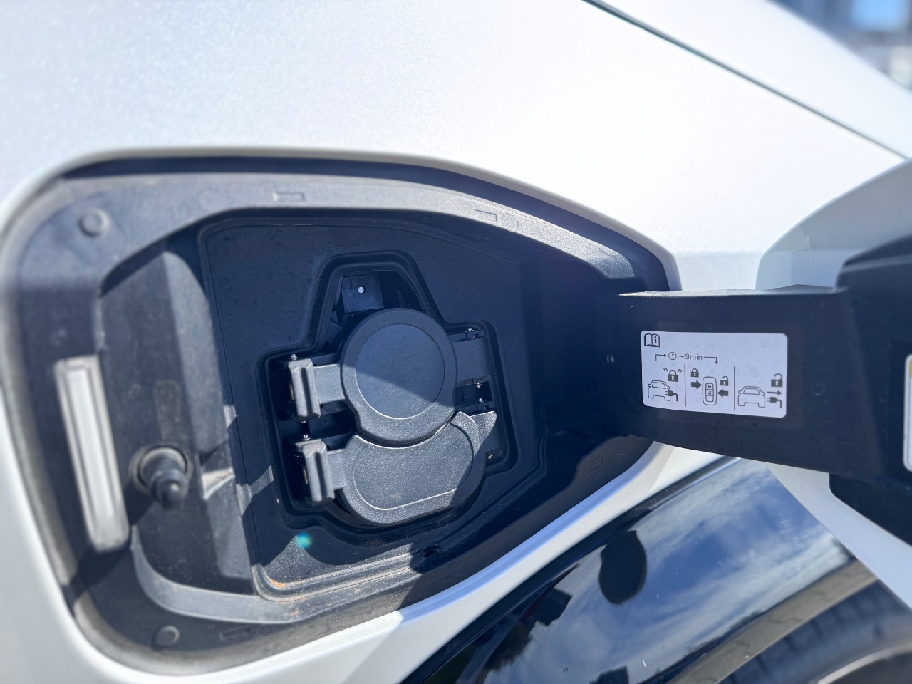 Nissan Ariya - фото 12