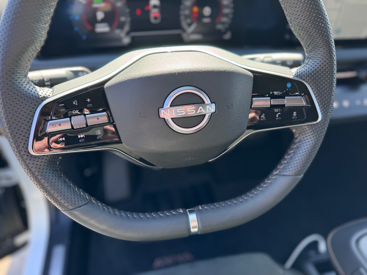 Nissan Ariya - фото 26