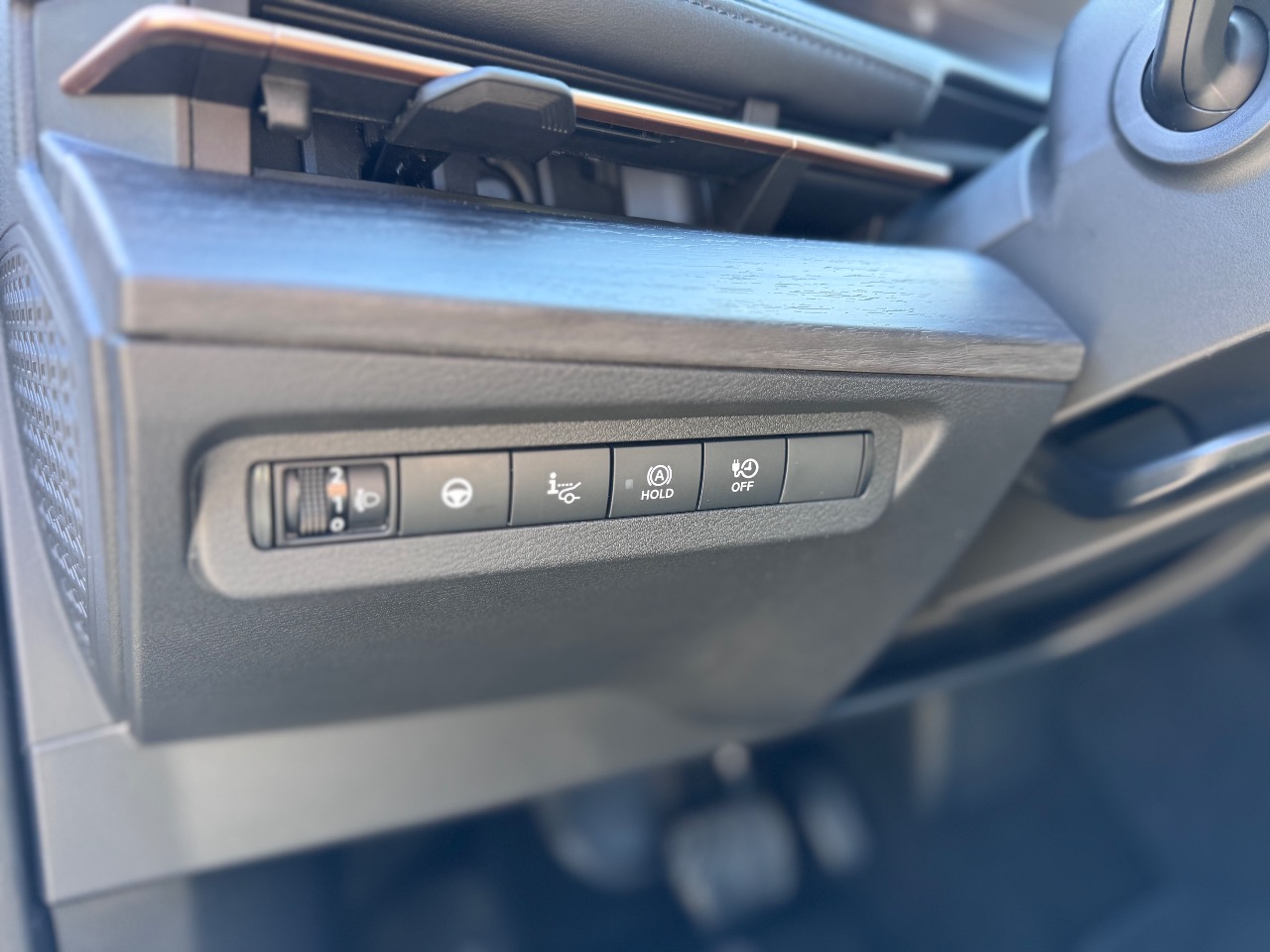 Nissan Ariya - фото 13