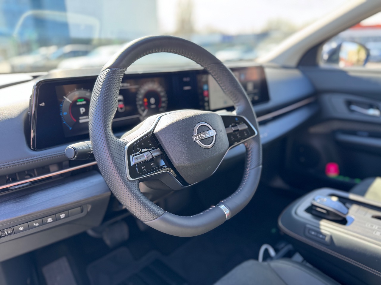 Nissan Ariya - фото 21