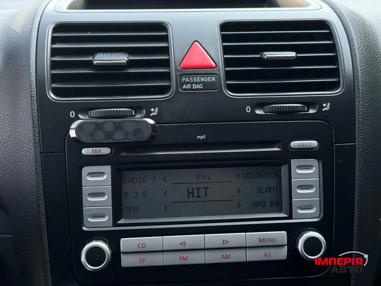 Volkswagen Jetta - фото 41