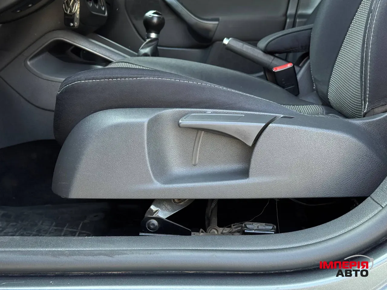 Volkswagen Jetta - фото 29