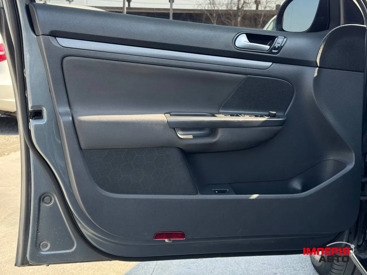 Volkswagen Jetta - фото 24