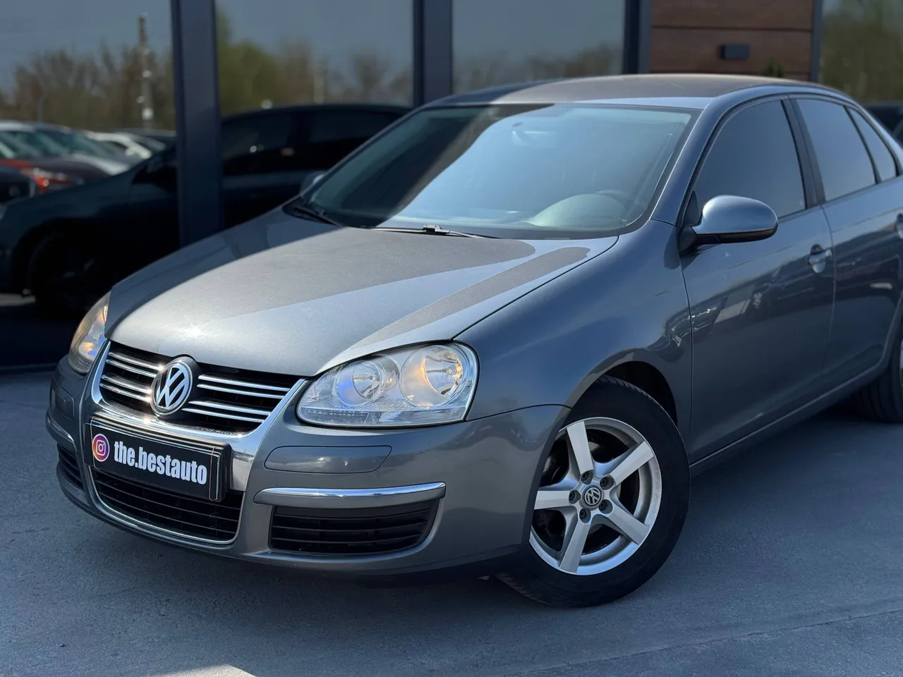 Volkswagen Jetta - фото 3