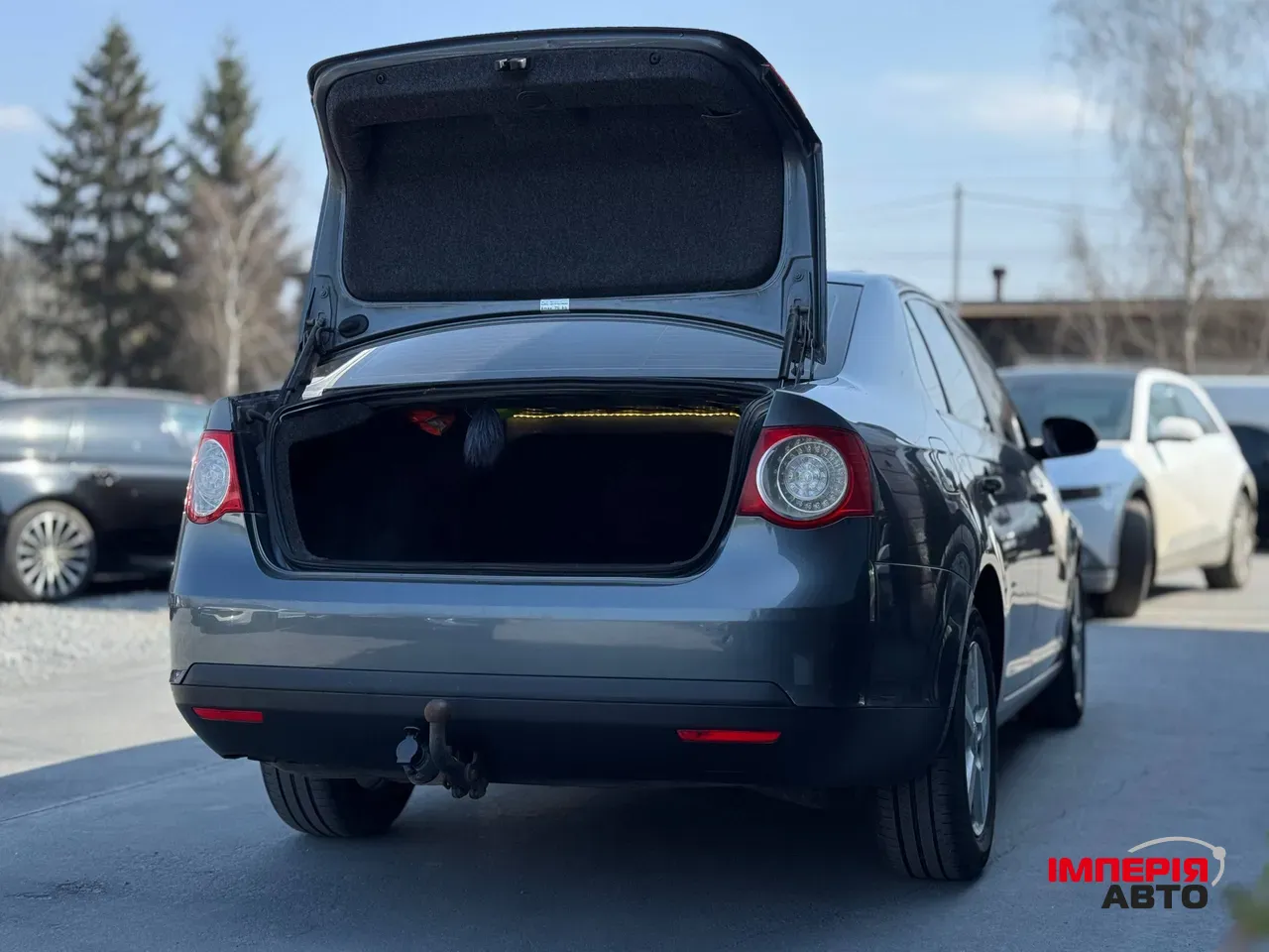 Volkswagen Jetta - фото 22