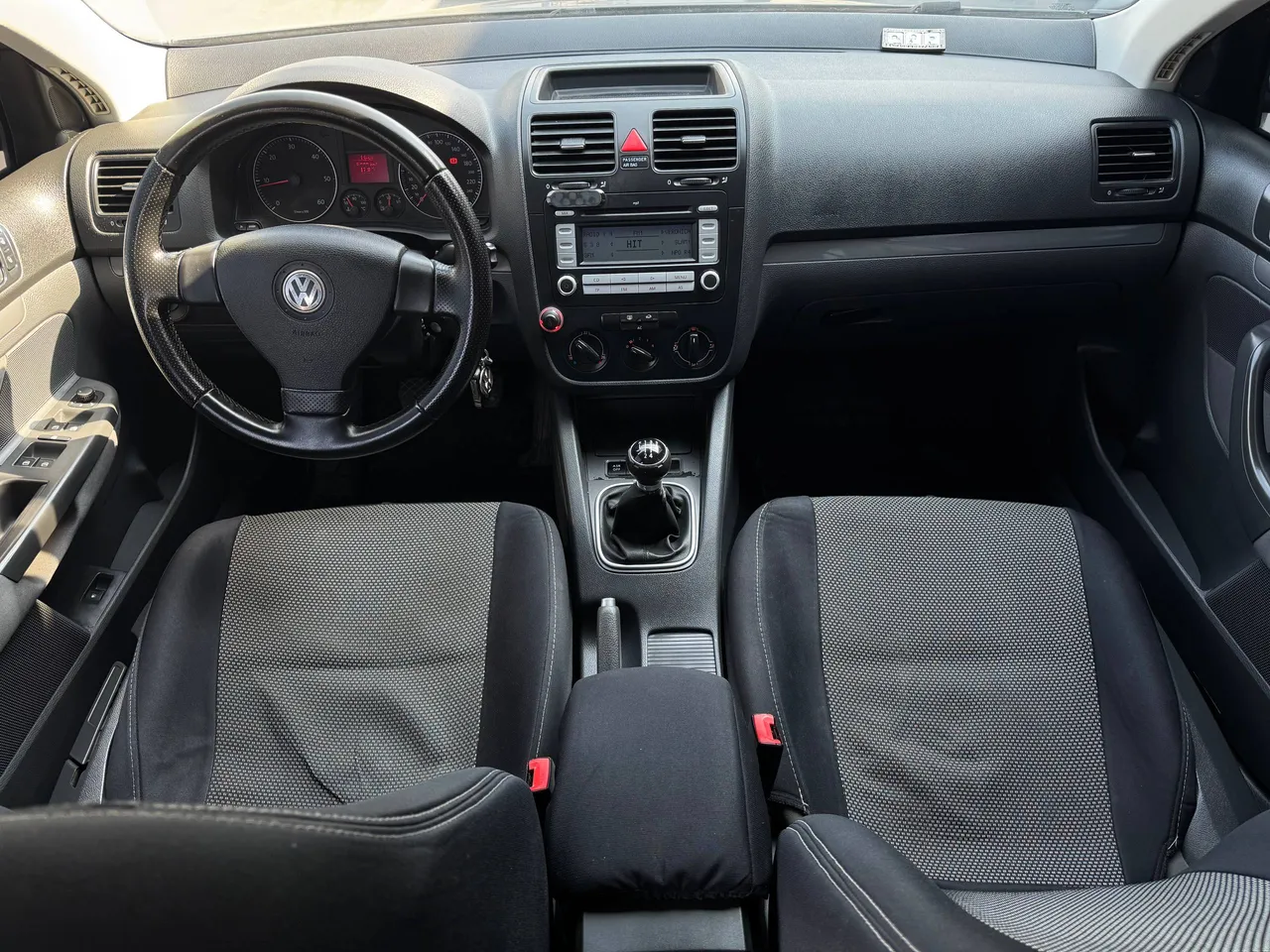 Volkswagen Jetta - фото 51