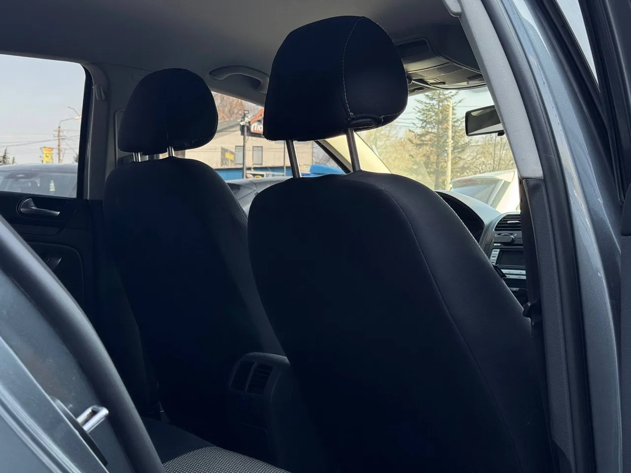 Volkswagen Jetta - фото 54