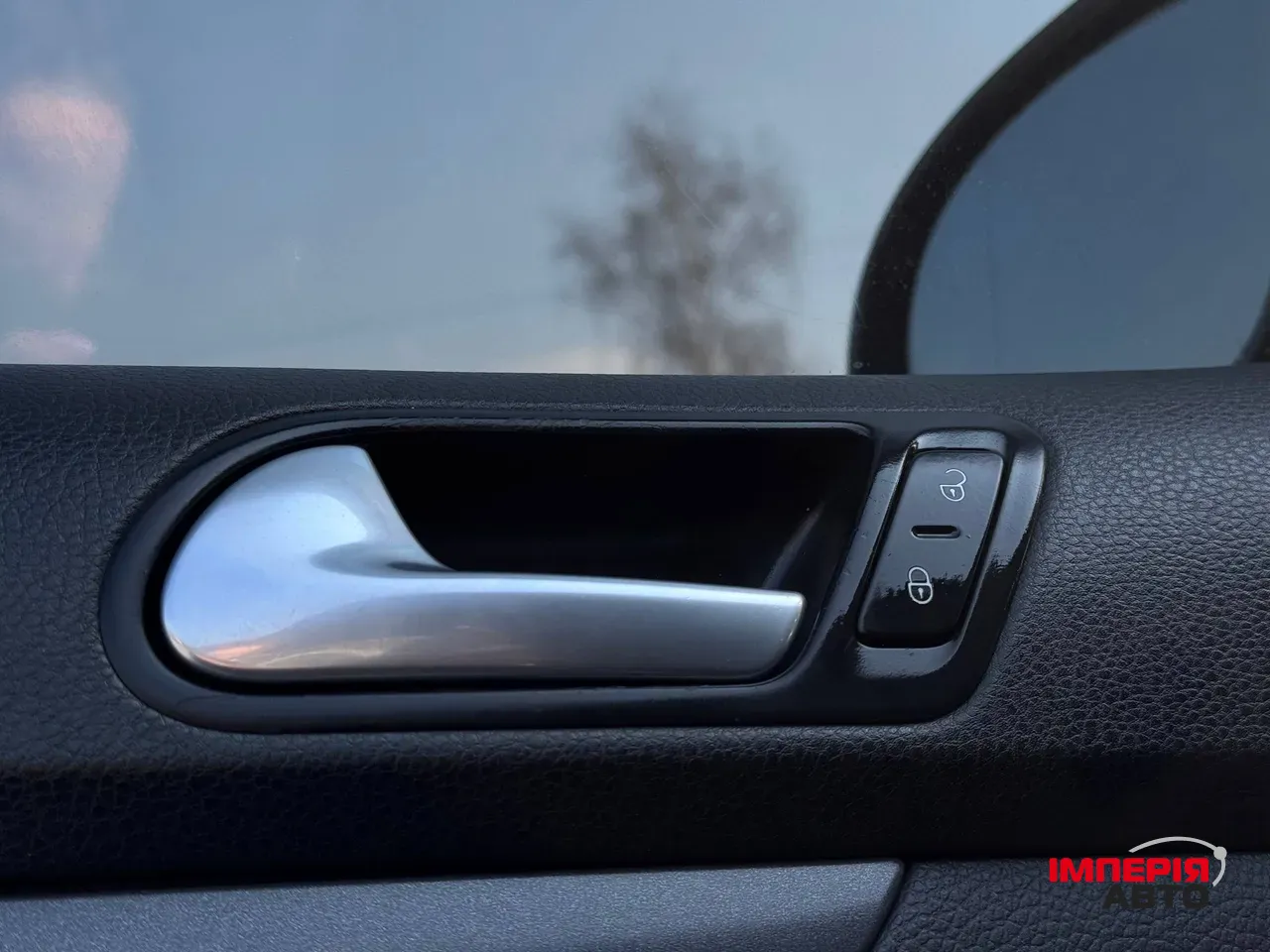 Volkswagen Jetta - фото 27